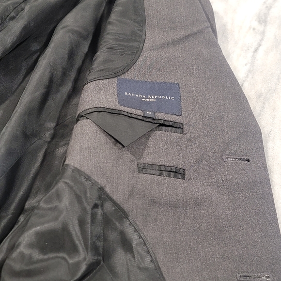 40R Men's Banana Republic Modern Fit Blazer Gray 100% Wool 3 Button Sport Coat - Picture 7 of 9